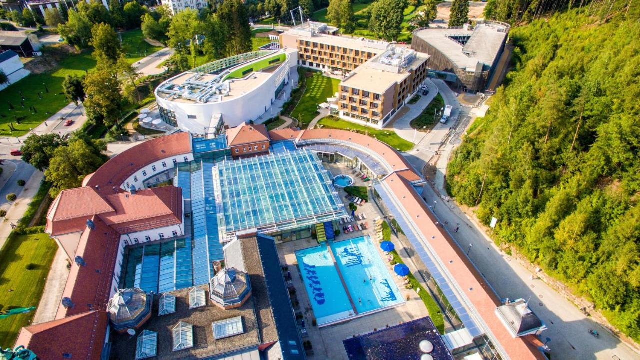 Hotel Koenig Albert Бад-Ельстер Екстер'єр фото